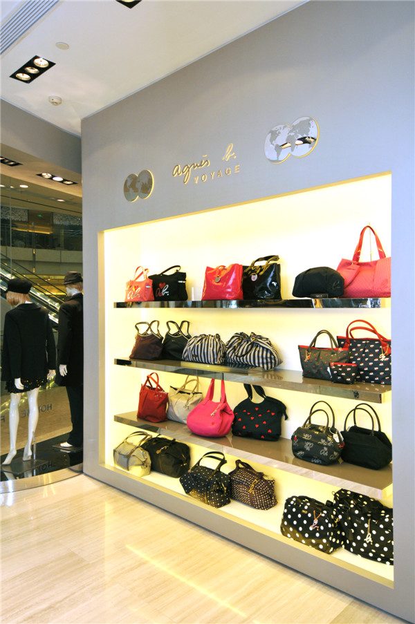 陈列技巧:通过陈列提升箱包的销售业绩
