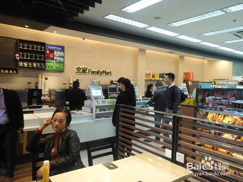 小型便利店这样装修陈列,50m²像100 m²一样大!